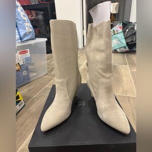 Banana Republic Cream Heeled Boots